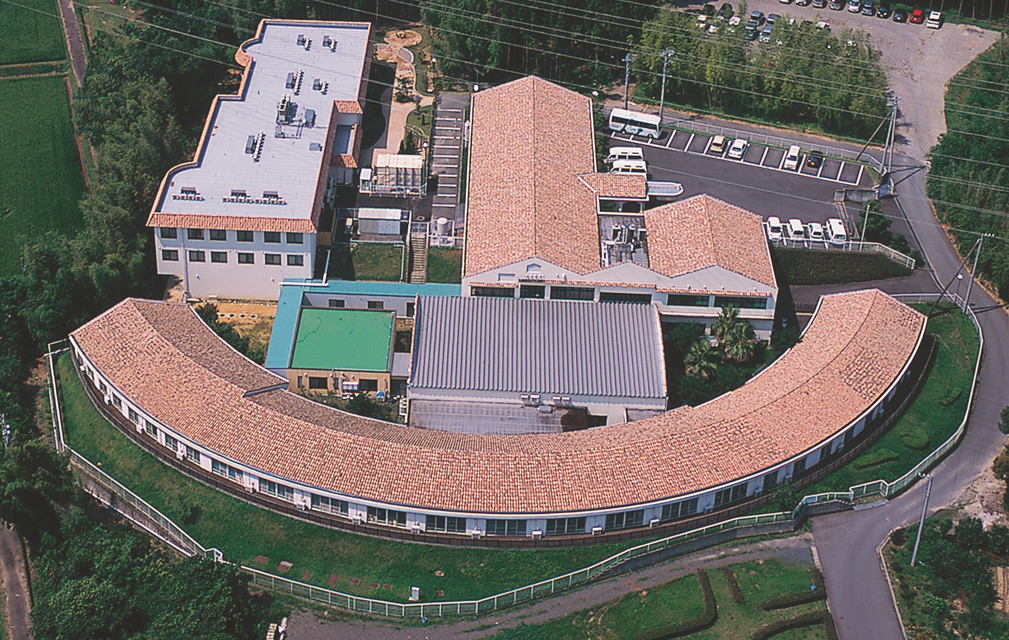 特別養護老人ホーム ルーエハイム全景